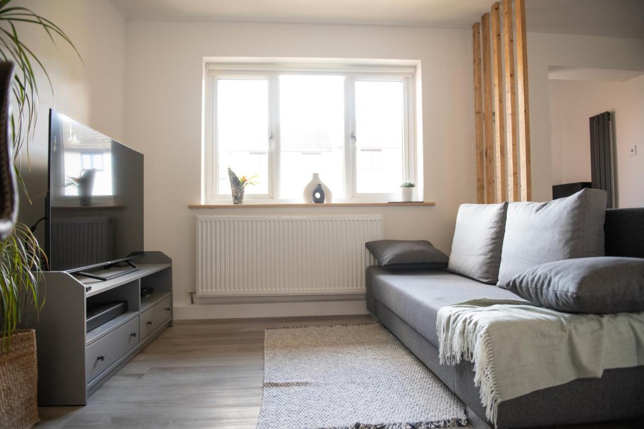 פול Dorset Stylish Apartment מראה חיצוני תמונה