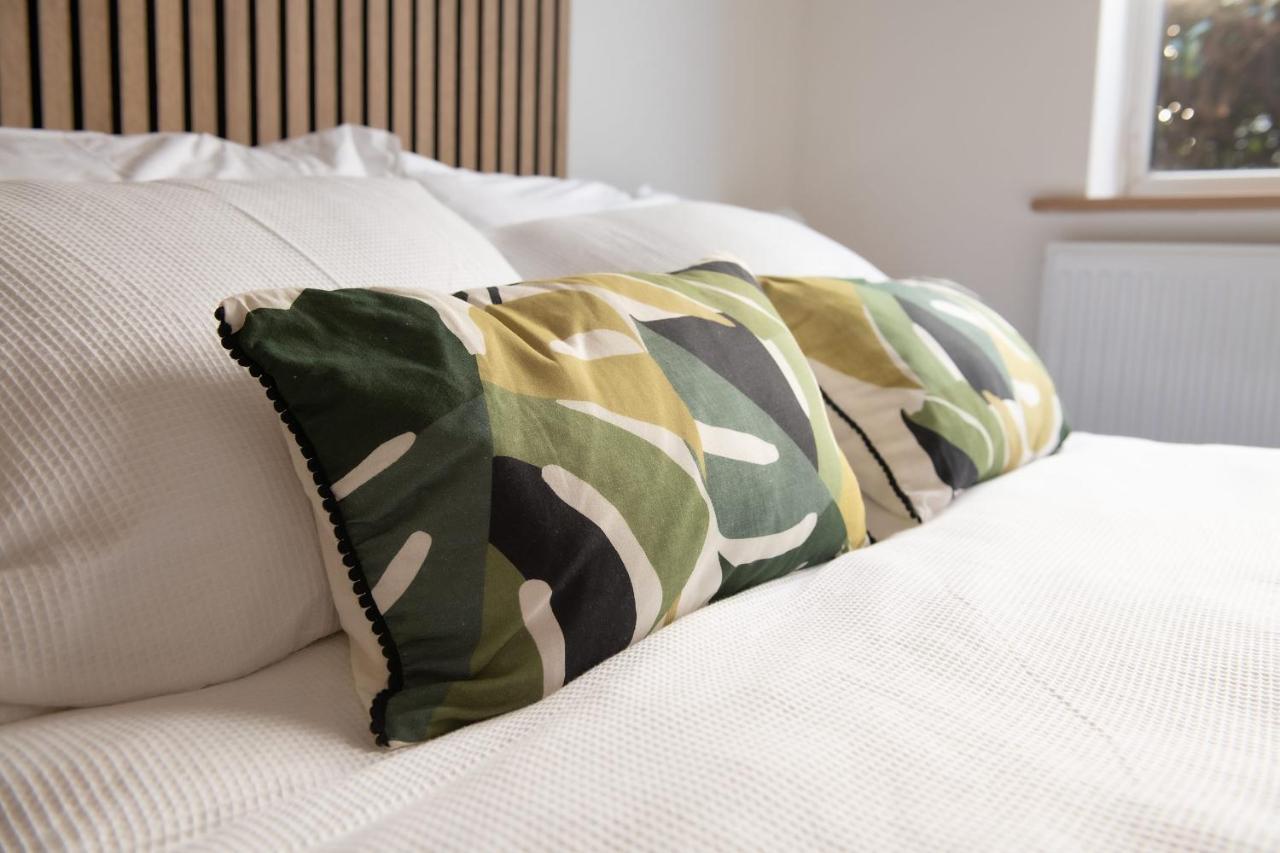 פול Dorset Stylish Apartment מראה חיצוני תמונה