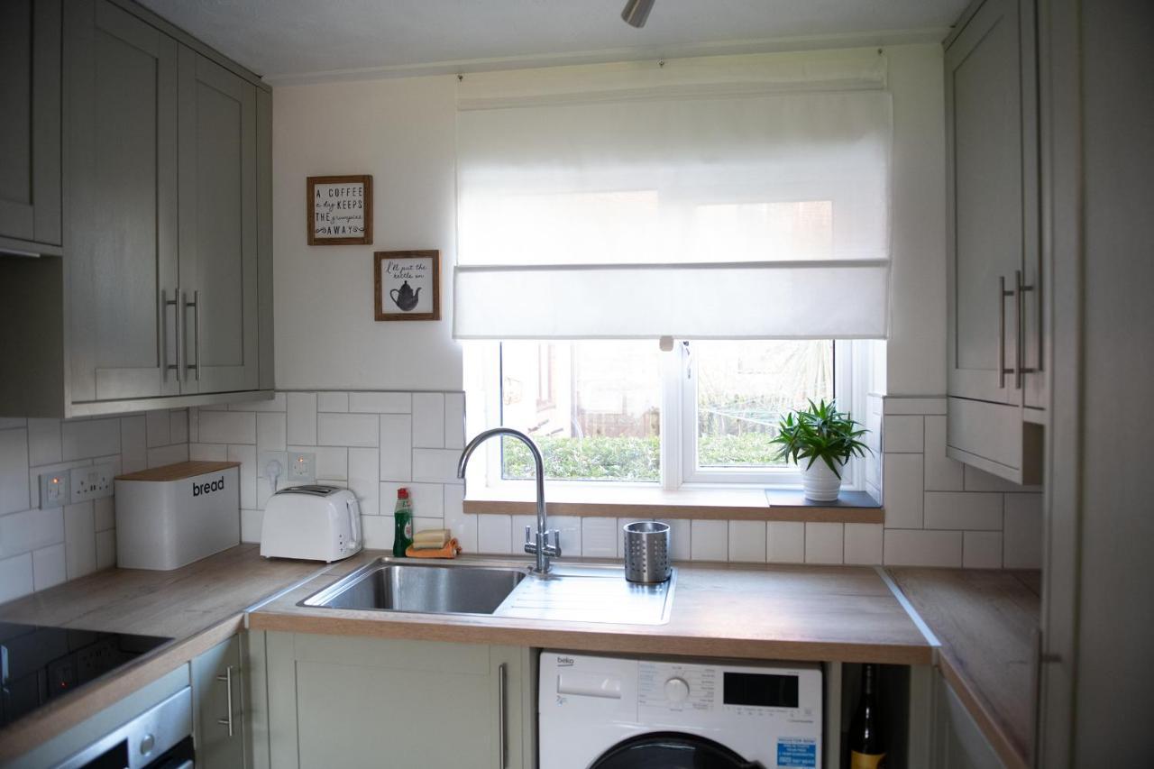 פול Dorset Stylish Apartment מראה חיצוני תמונה