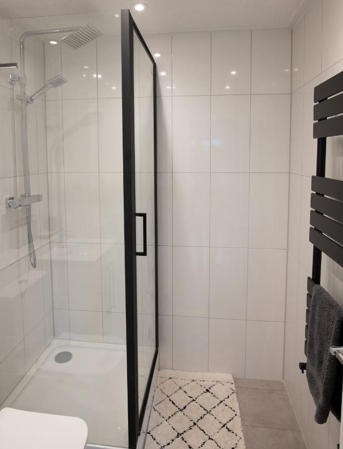 פול Dorset Stylish Apartment מראה חיצוני תמונה