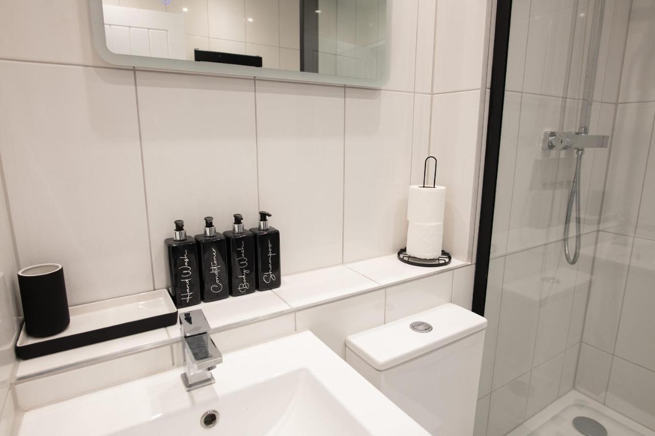 פול Dorset Stylish Apartment מראה חיצוני תמונה