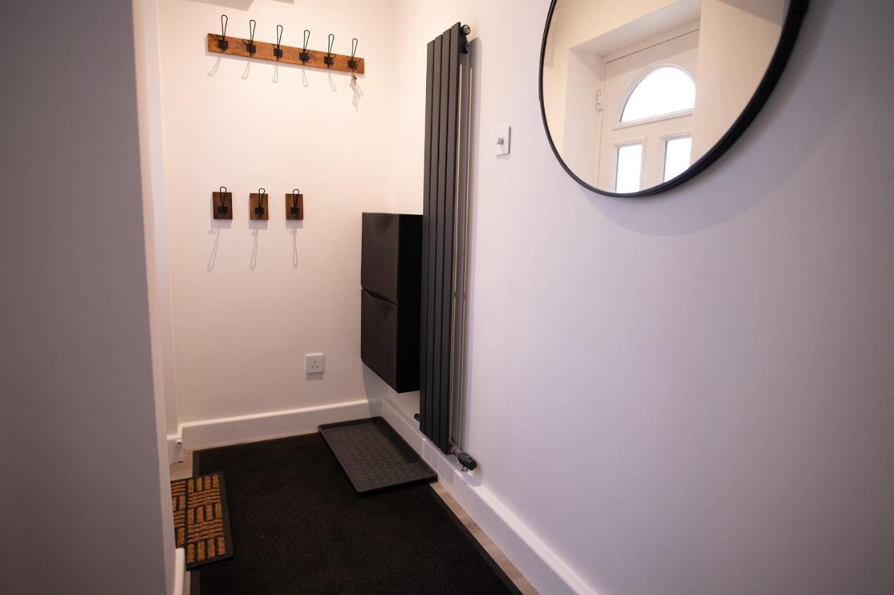 פול Dorset Stylish Apartment מראה חיצוני תמונה
